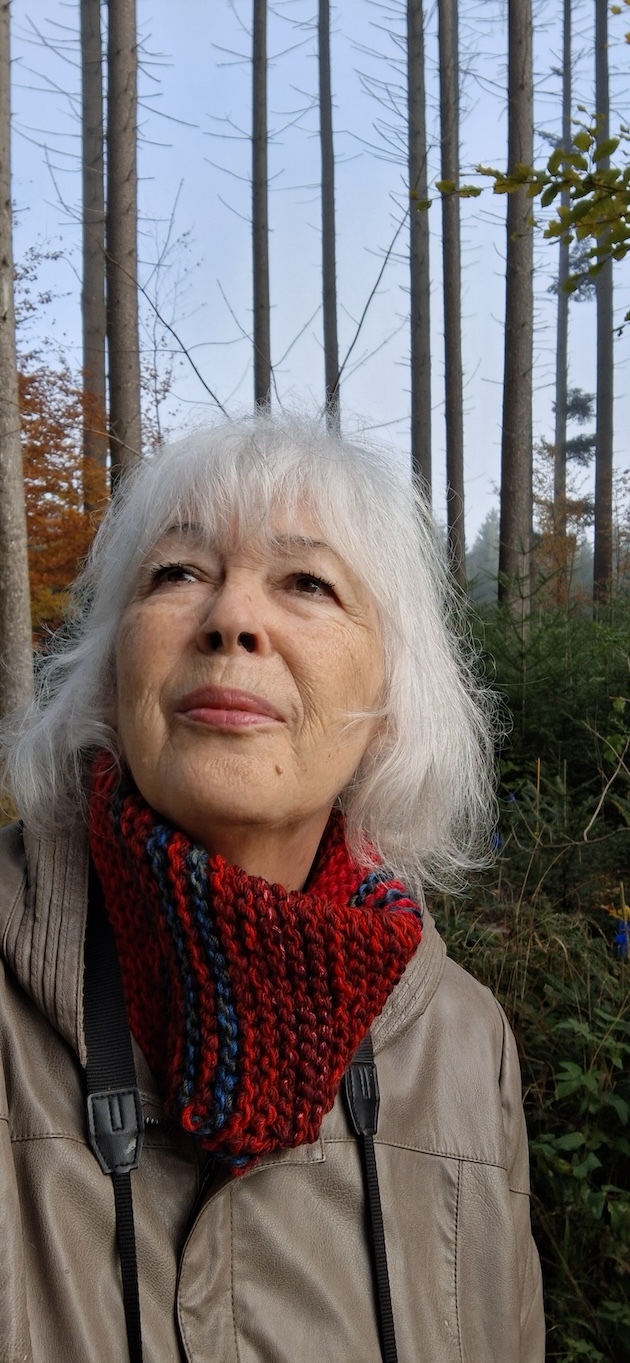 Schalkragen aus Wollresten, Rottöne+Blau+Grün