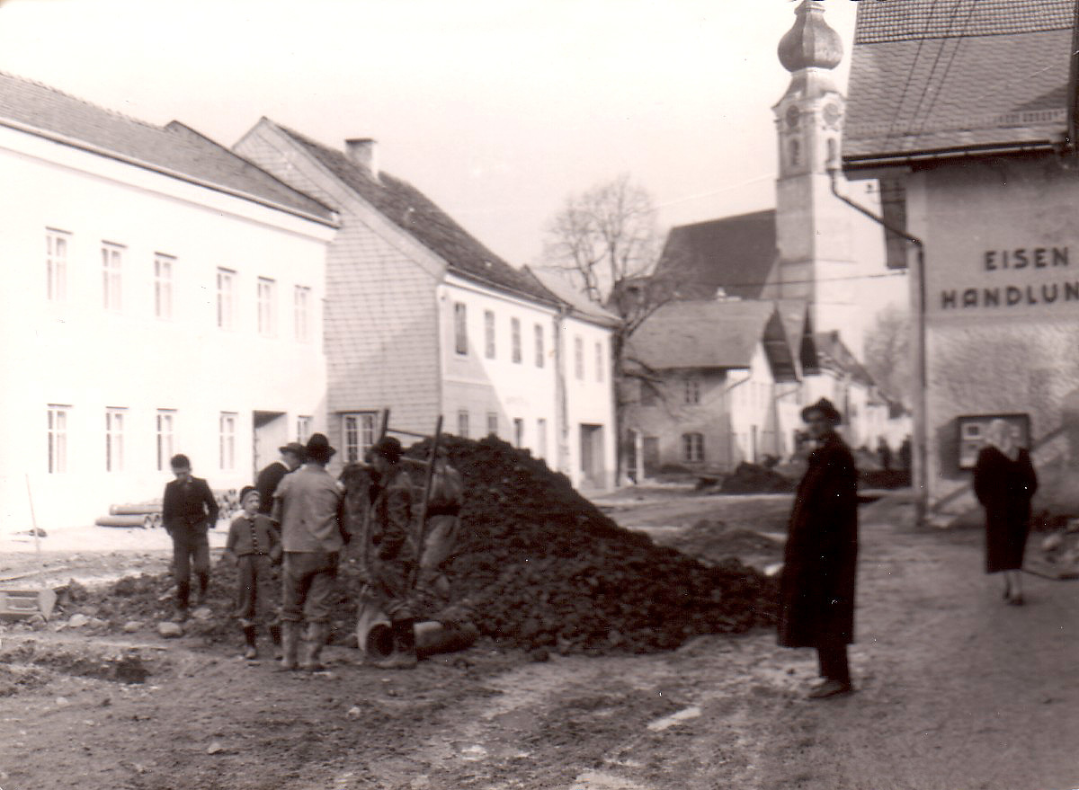 Kanlabau bei Weismann, rechts der Hawel, 